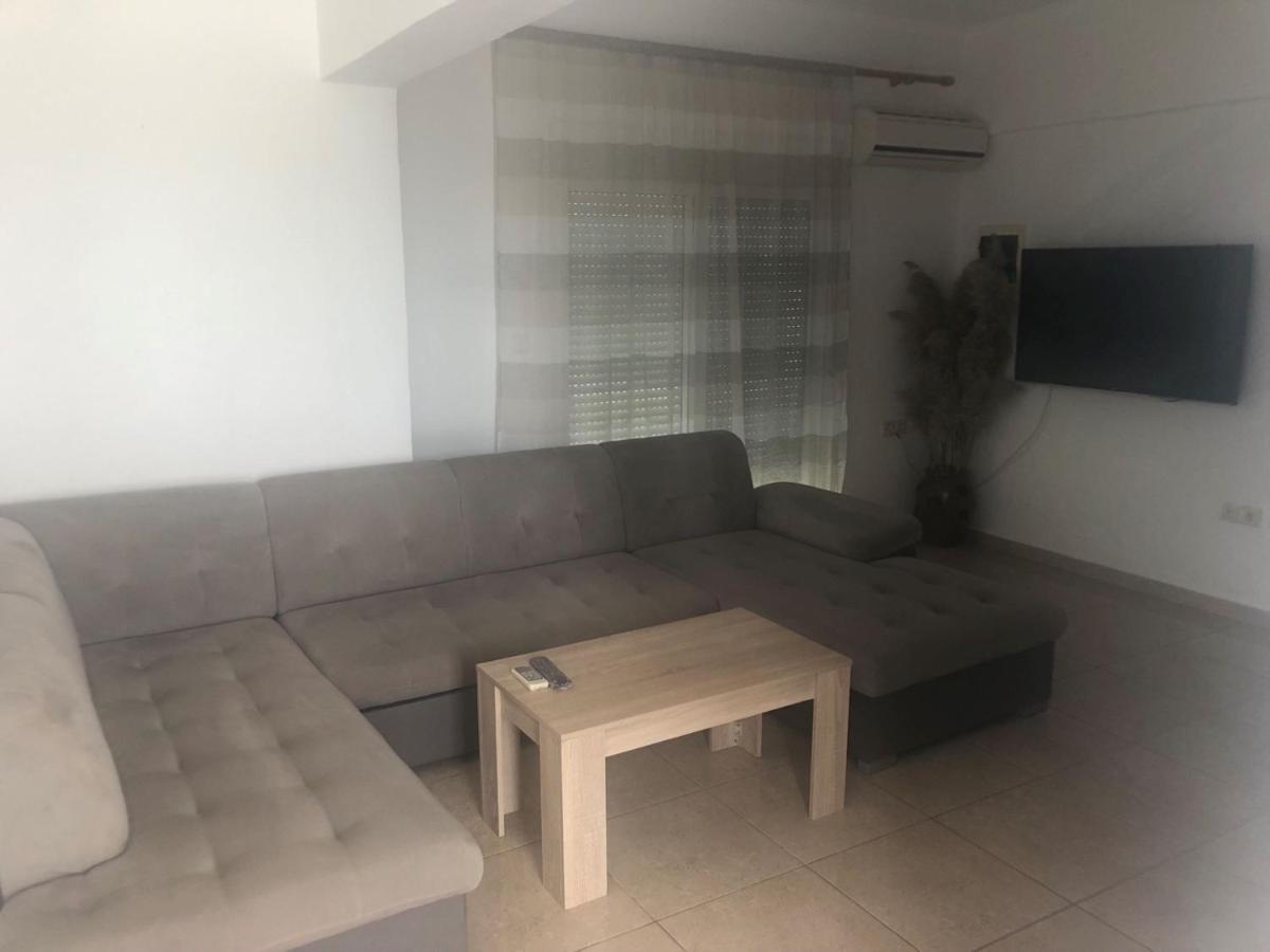 פליראקי Toula'S Apartments מראה חיצוני תמונה