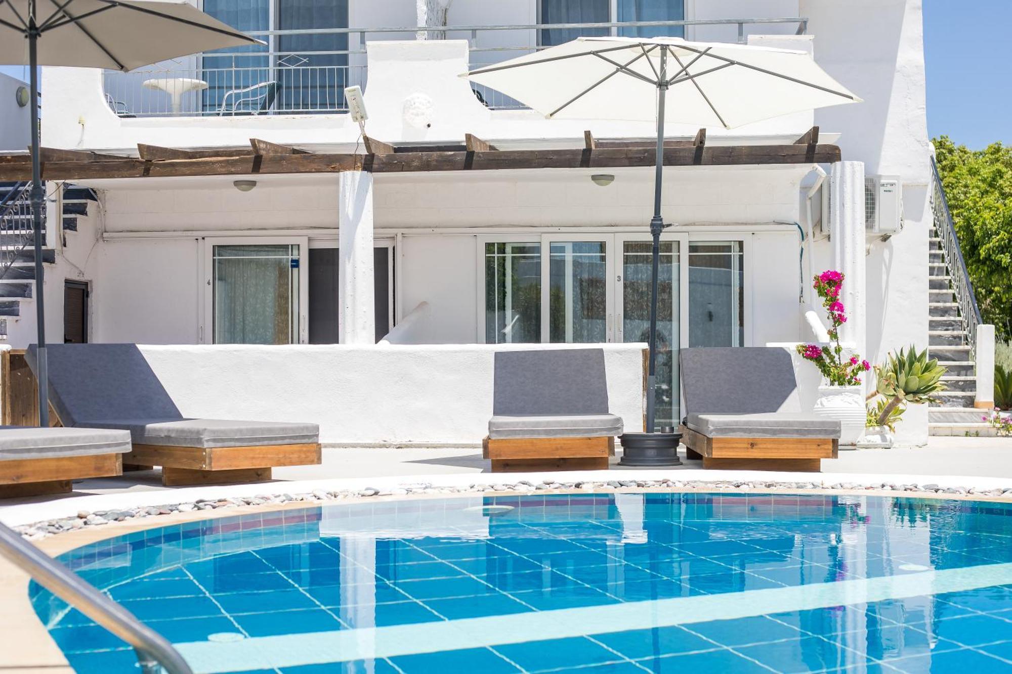 פליראקי Toula'S Apartments מראה חיצוני תמונה