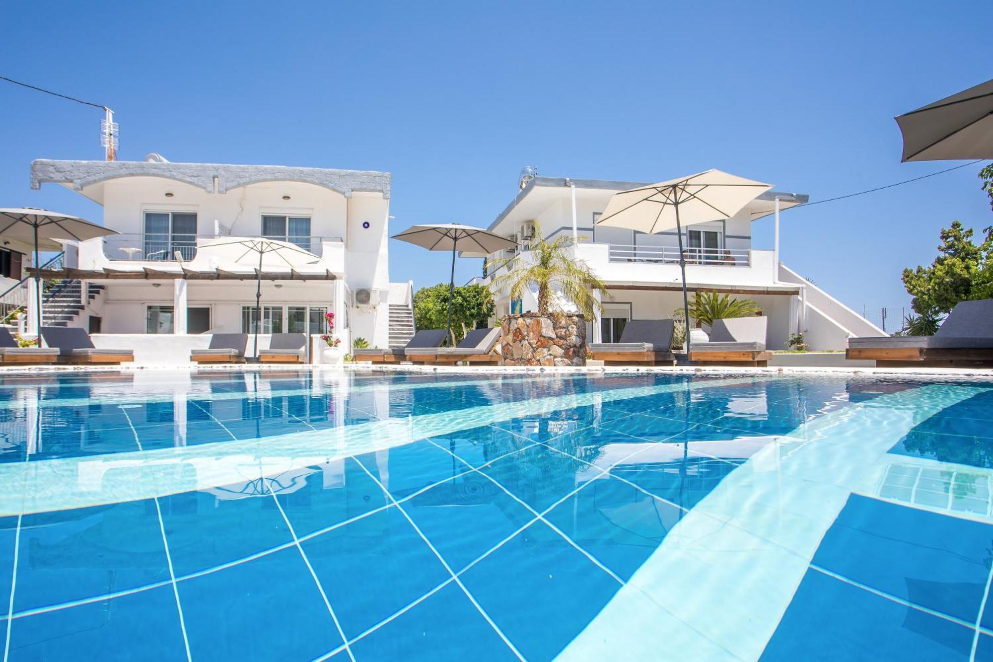 פליראקי Toula'S Apartments מראה חיצוני תמונה