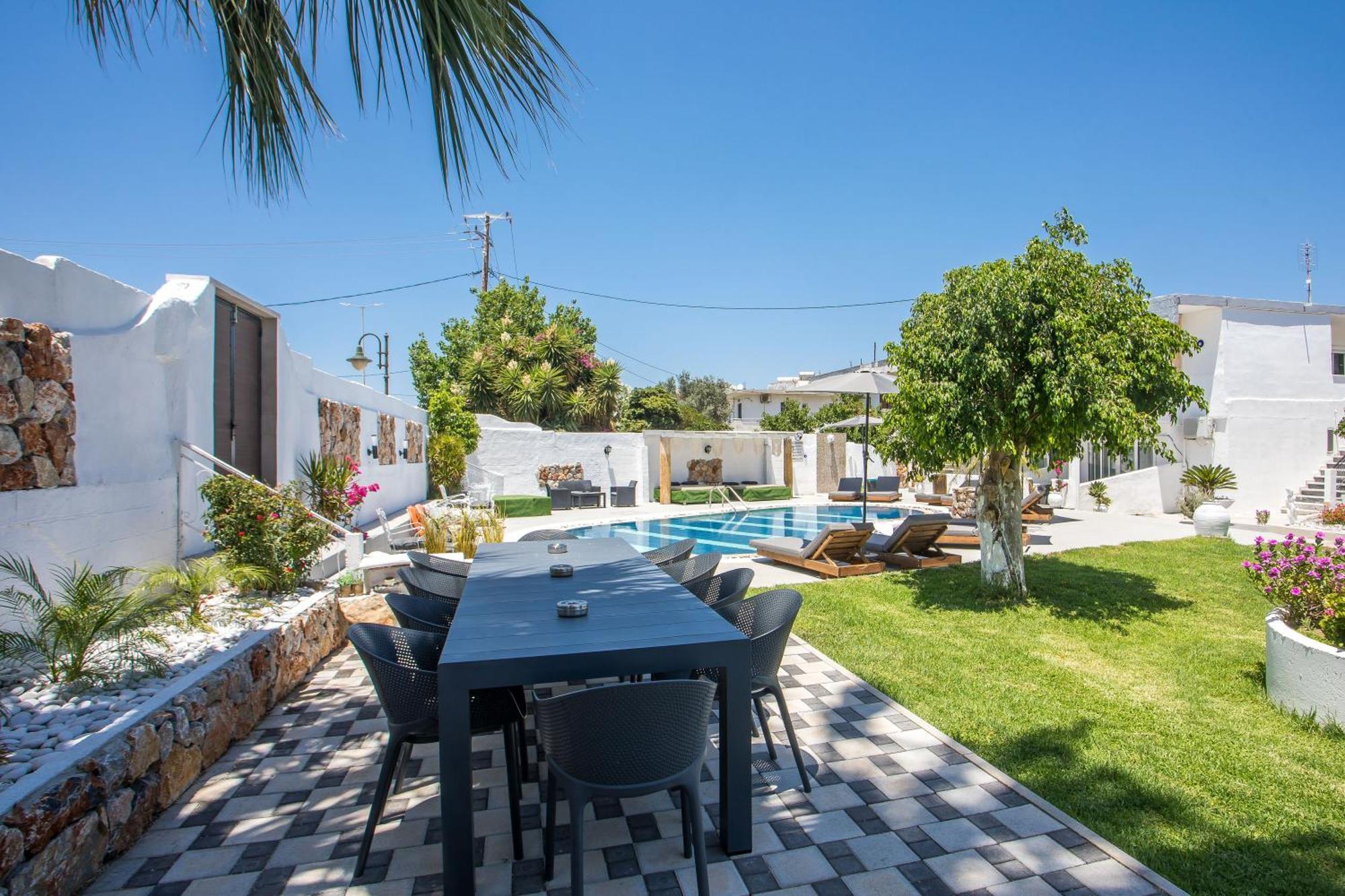 פליראקי Toula'S Apartments מראה חיצוני תמונה
