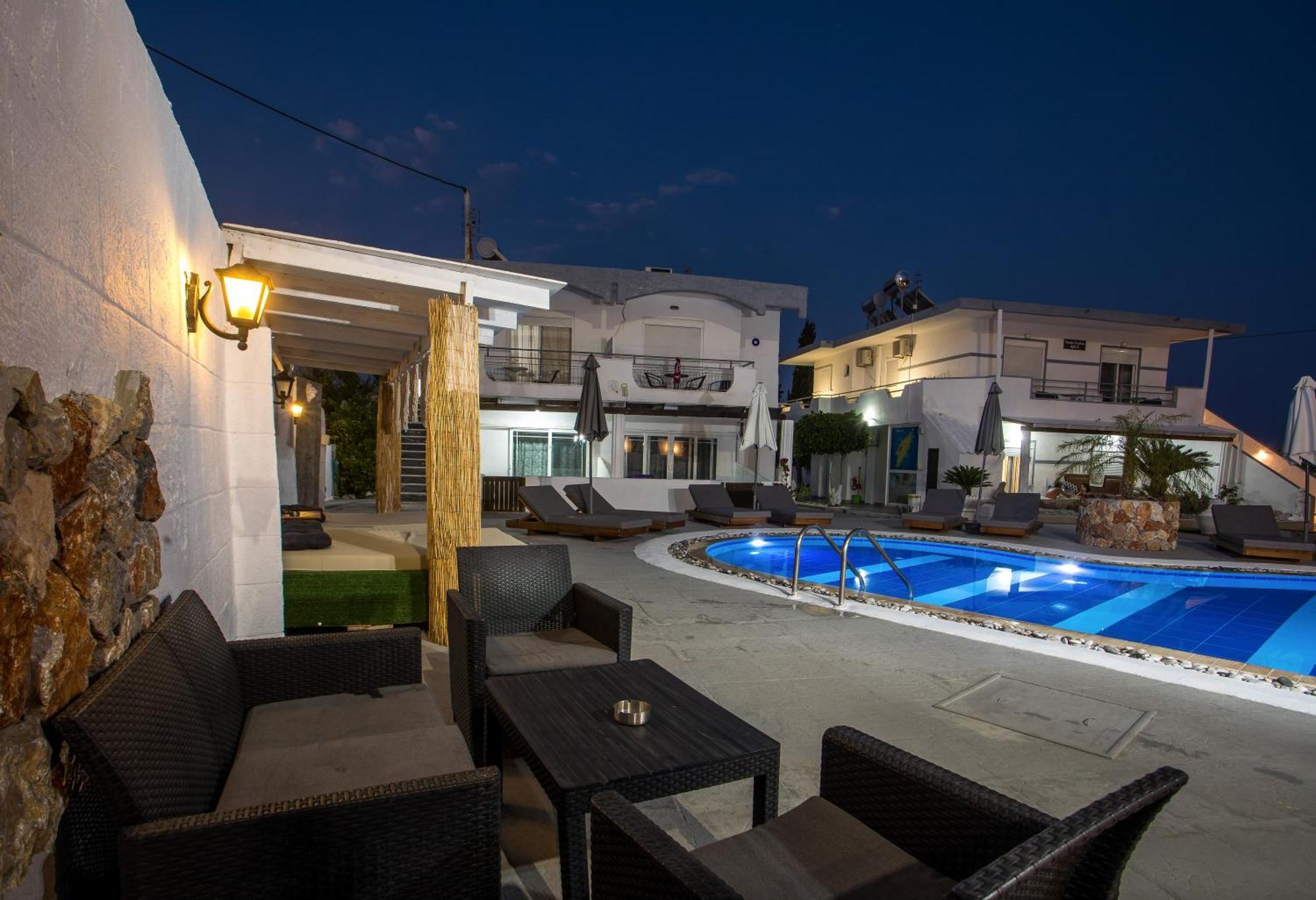 פליראקי Toula'S Apartments מראה חיצוני תמונה