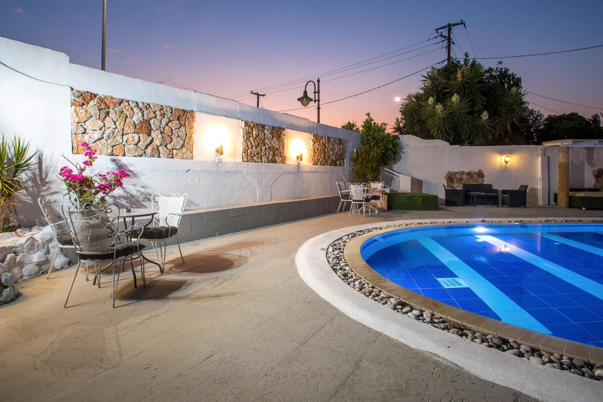 פליראקי Toula'S Apartments מראה חיצוני תמונה