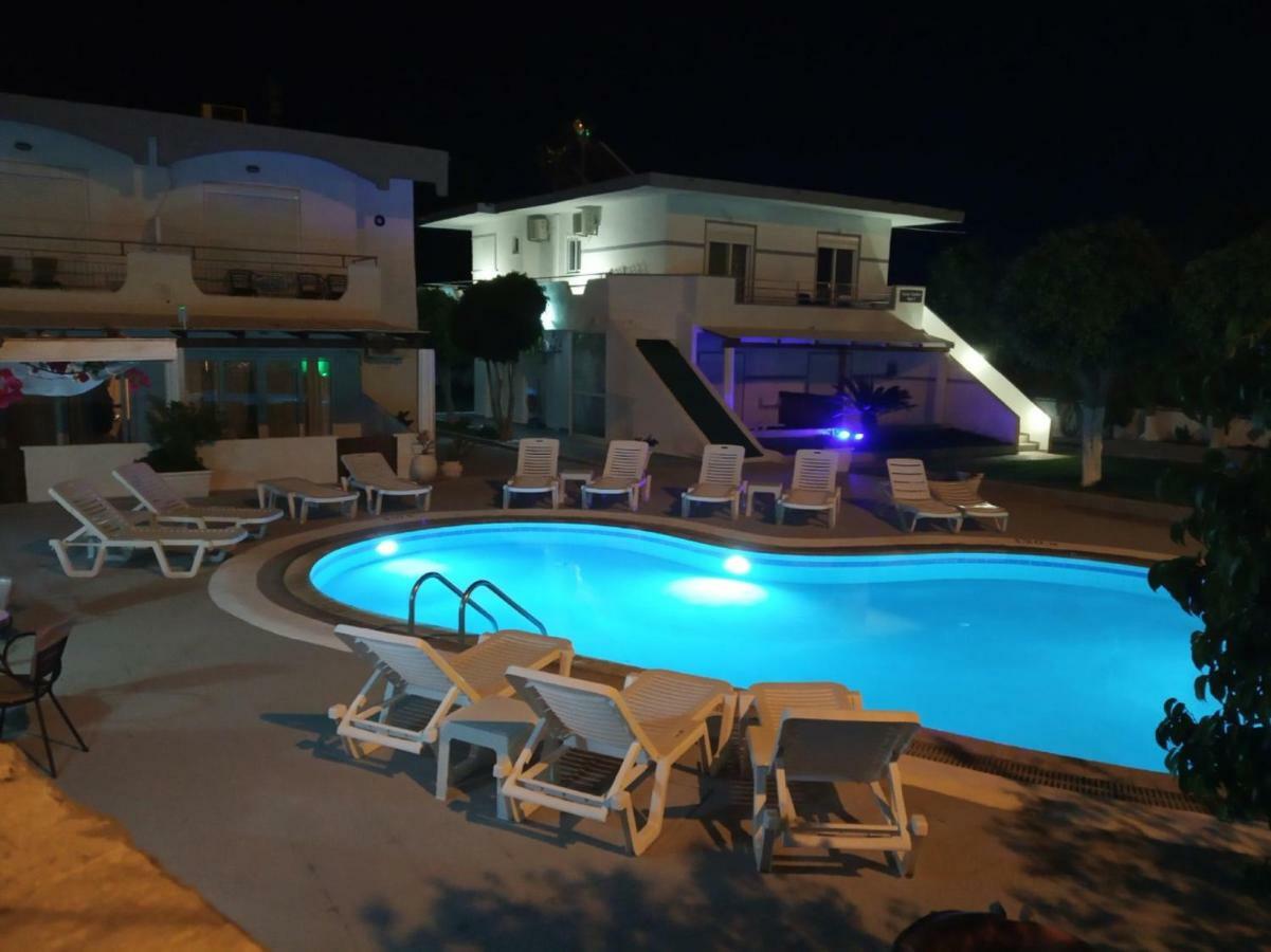 פליראקי Toula'S Apartments מראה חיצוני תמונה