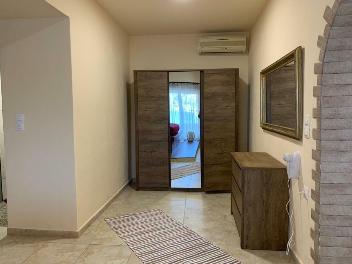 פליראקי Toula'S Apartments מראה חיצוני תמונה
