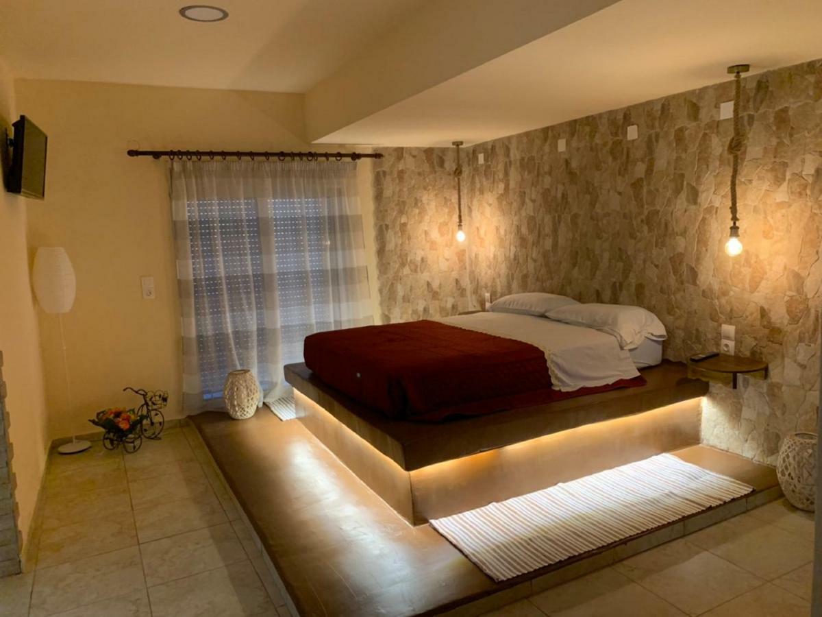 פליראקי Toula'S Apartments מראה חיצוני תמונה