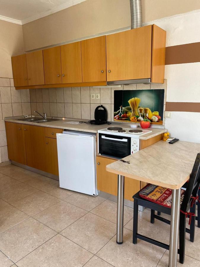 פליראקי Toula'S Apartments מראה חיצוני תמונה